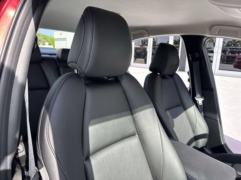 Used 2025 MAZDA MAZDA3 s FWD image 45