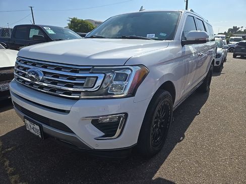 Used 2018 Ford Expedition Max Limited RWD image 4