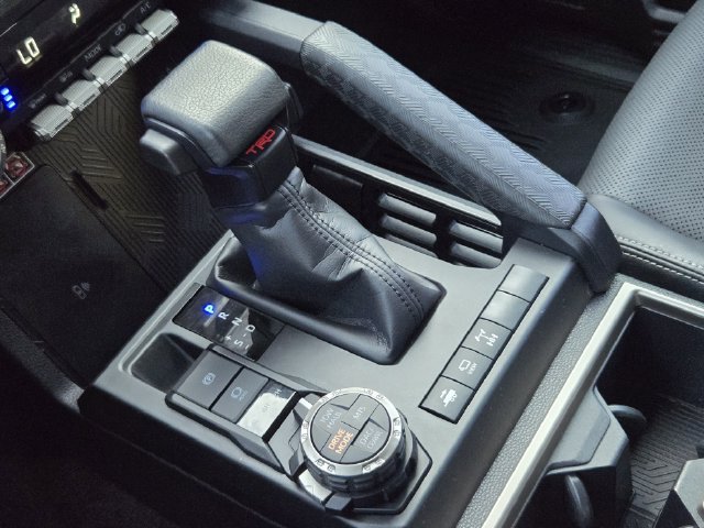 Used 2026 Toyota 4Runner TRD Off-Road Premium w/ Tow Technology Package AWD/4WD image 19