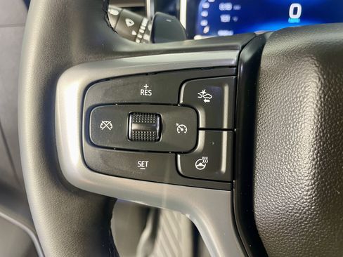 Used 2025 Chevrolet Silverado 1500 RST AWD/4WD image 16