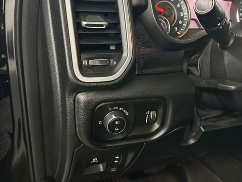 Used 2021 RAM 1500 Big Horn image 14