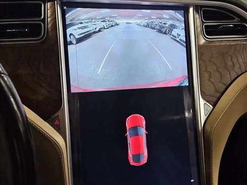 Used 2016 Tesla Model S 70 image 14