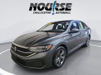 Used 2024 Volkswagen Jetta SE FWD video 1