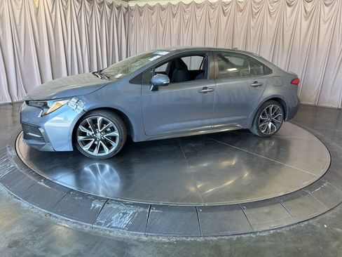 Used 2020 Toyota Corolla SE w/ Carpet Mat Package (TMS) FWD image 2