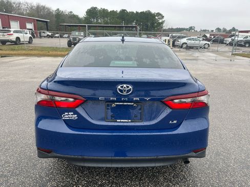 Used 2023 Toyota Camry LE image 11