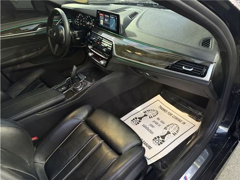 Used 2018 BMW 540i image 30