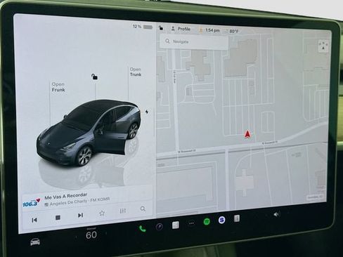 Used 2023 Tesla Model Y Long Range AWD/4WD image 12
