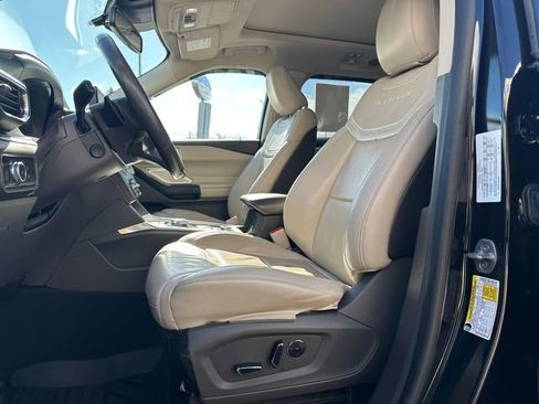 Used 2020 Ford Explorer Platinum image 10