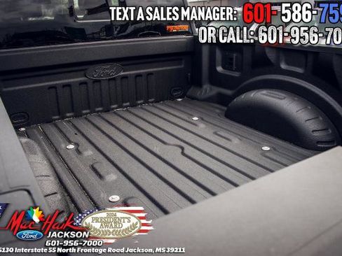 New 2026 Ford F250 Lariat w/ Black Appearance Package AWD/4WD image 9