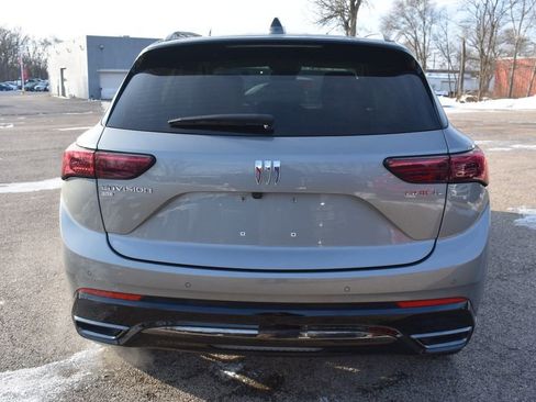 Used 2025 Buick Envision Sport Touring image 7