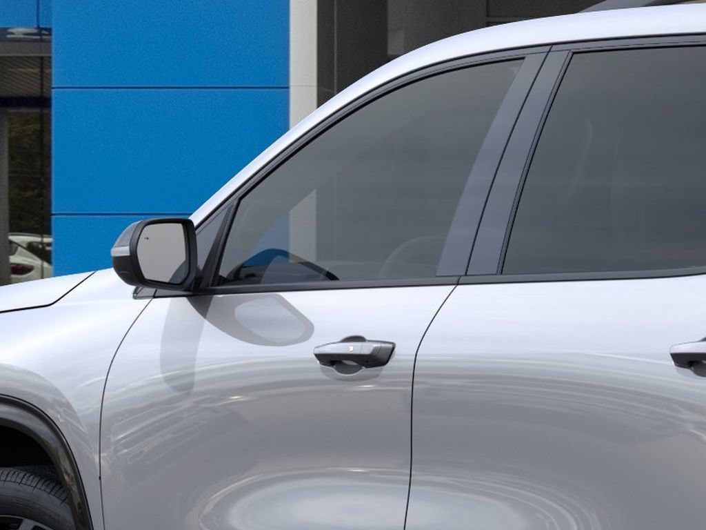 New 2027 Chevrolet Traverse RS FWD image 12