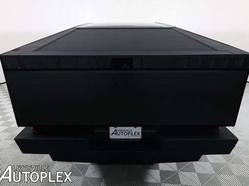 Used 2024 Tesla Cybertruck AWD Crew Cab image 6