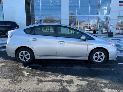 Used 2012 Toyota Prius Two image 3