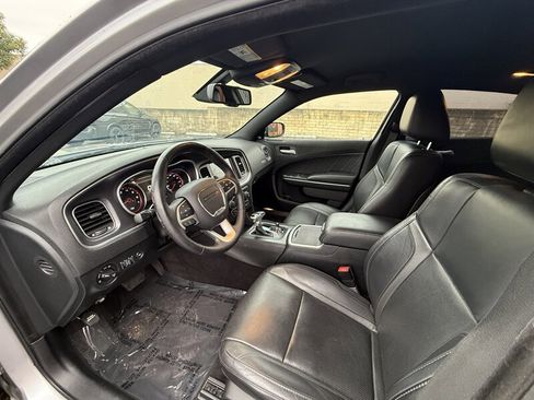 Used 2016 Dodge Charger R/T w/ Plus Group image 17