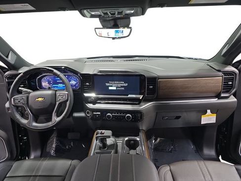New 2026 Chevrolet Silverado 1500 High Country AWD/4WD image 12