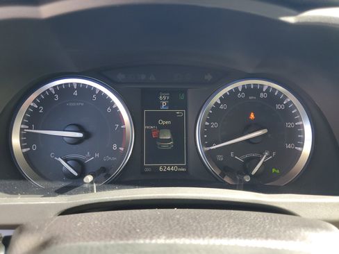 Used 2016 Toyota Highlander Limited Platinum image 27