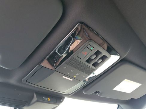 New 2026 Mitsubishi Outlander SEL FWD image 32