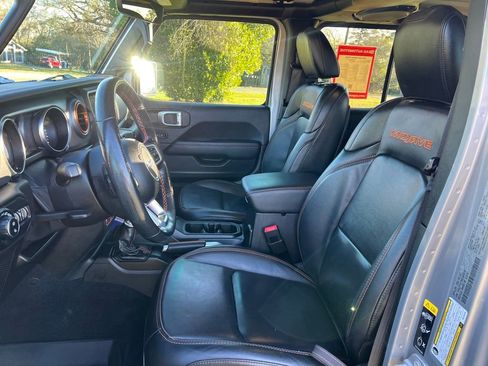 Used 2021 Jeep Gladiator Mojave image 12