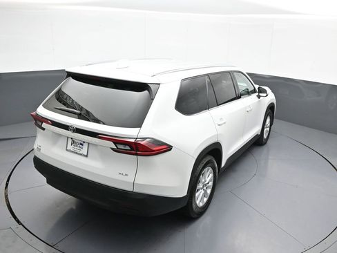 Certified 2026 Toyota Grand Highlander XLE image 39