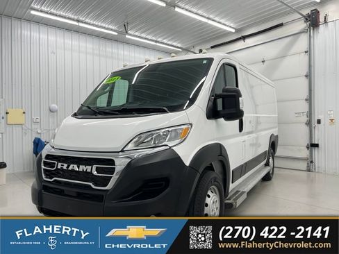 Used 2023 RAM ProMaster 2500 FWD image 6