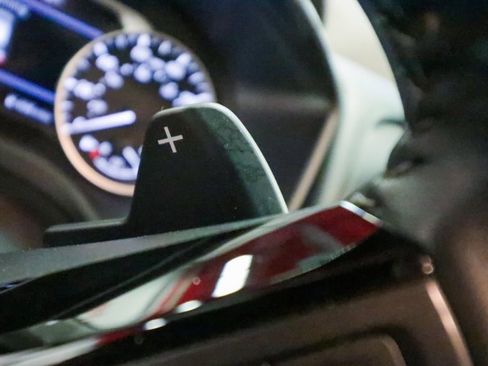 Used 2021 Nissan Rogue SL w/ Premium Package image 26