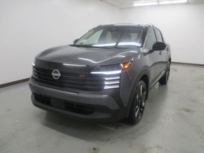 New 2025 Nissan Kicks SR