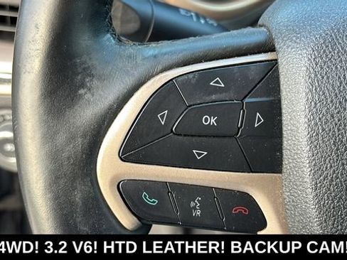 Used 2014 Jeep Cherokee Limited w/ Luxury Group AWD/4WD image 14