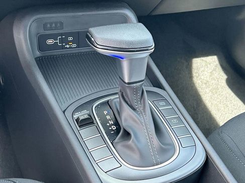 New 2026 Hyundai Kona SE FWD image 25