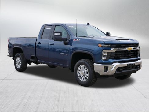 New 2026 Chevrolet Silverado 3500 LT w/ All Star Edition AWD/4WD image 7