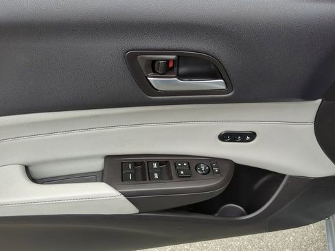 Used 2020 Acura ILX w/ Premium Package image 14