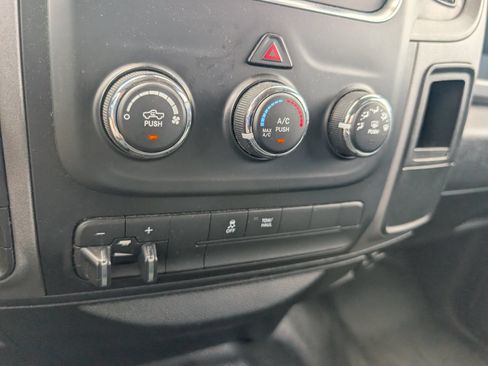 Used 2018 RAM 1500 Tradesman w/ Popular Equipment Group AWD/4WD image 16