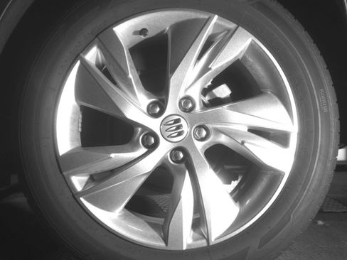 Used 2025 Buick Encore GX Preferred AWD/4WD image 17