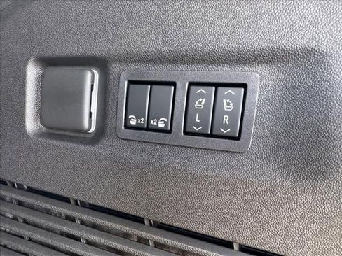 New 2026 GMC Yukon XL Elevation w/ Elevation Premium Package AWD/4WD image 36