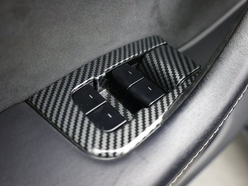 Used 2020 Tesla Model Y Performance AWD/4WD image 11