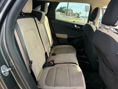 Used 2020 Ford Escape SE AWD/4WD image 24