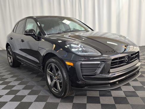 New 2026 Porsche Macan image 9