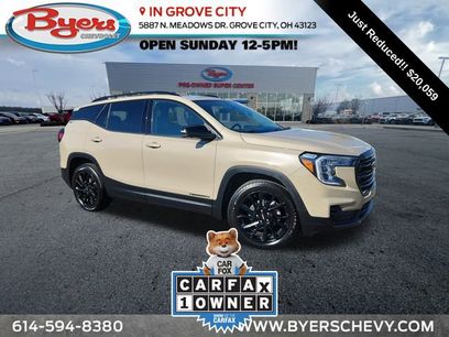 Used 2023 GMC Terrain SLT w/ Infotainment Package II
