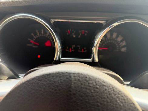 Used 2006 Ford Mustang GT Premium image 23