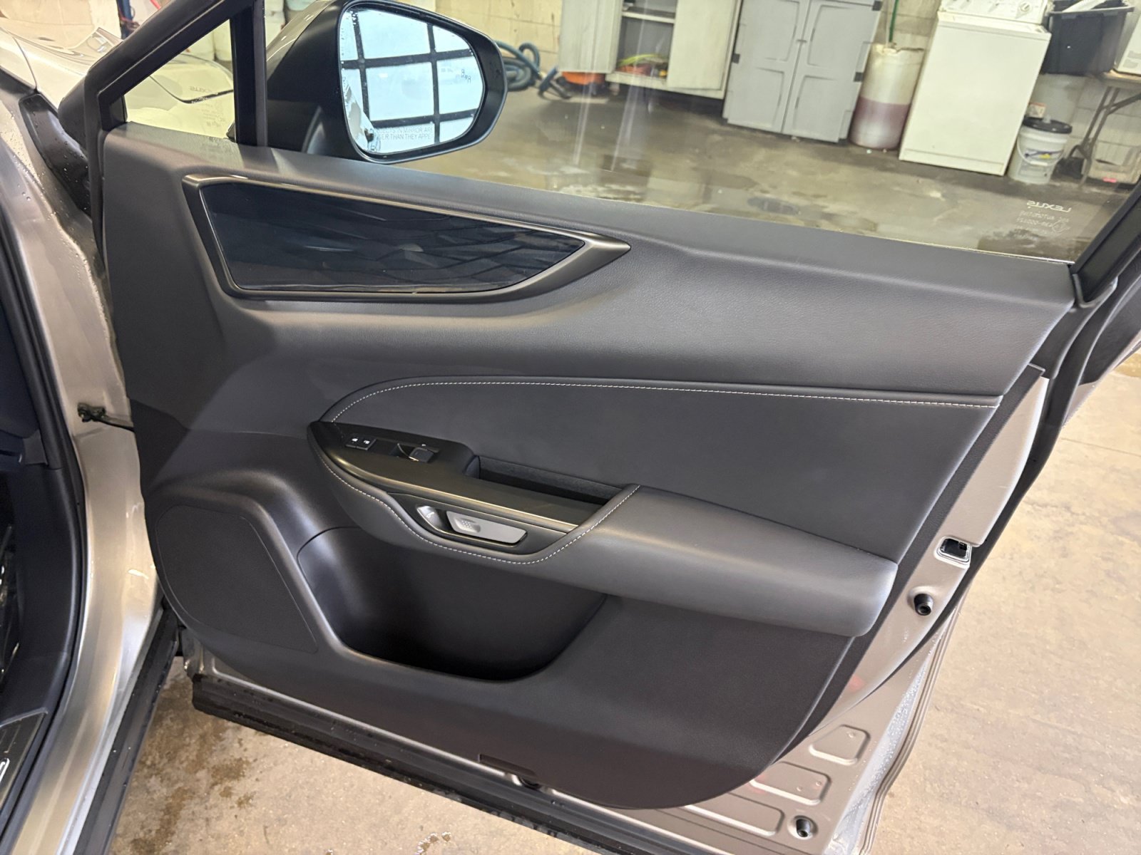 Used 2026 Lexus NX 350h AWD w/ Accessory Package (2T) image 16