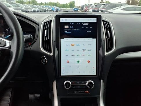 Used 2024 Ford Edge SEL AWD/4WD image 10