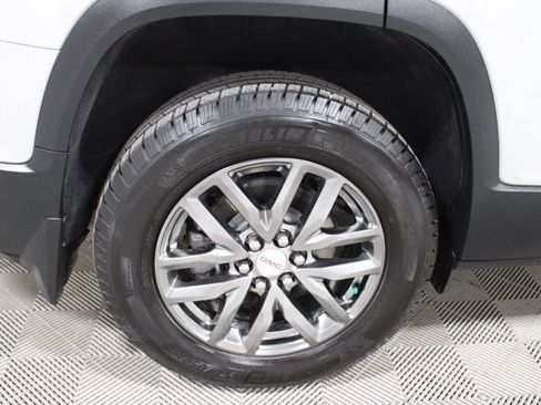 Used 2017 GMC Acadia SLT image 45