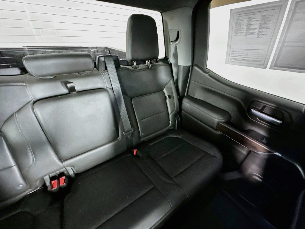 Used 2020 GMC Sierra 1500 SLT w/ X31 Off-Road Package AWD/4WD image 14