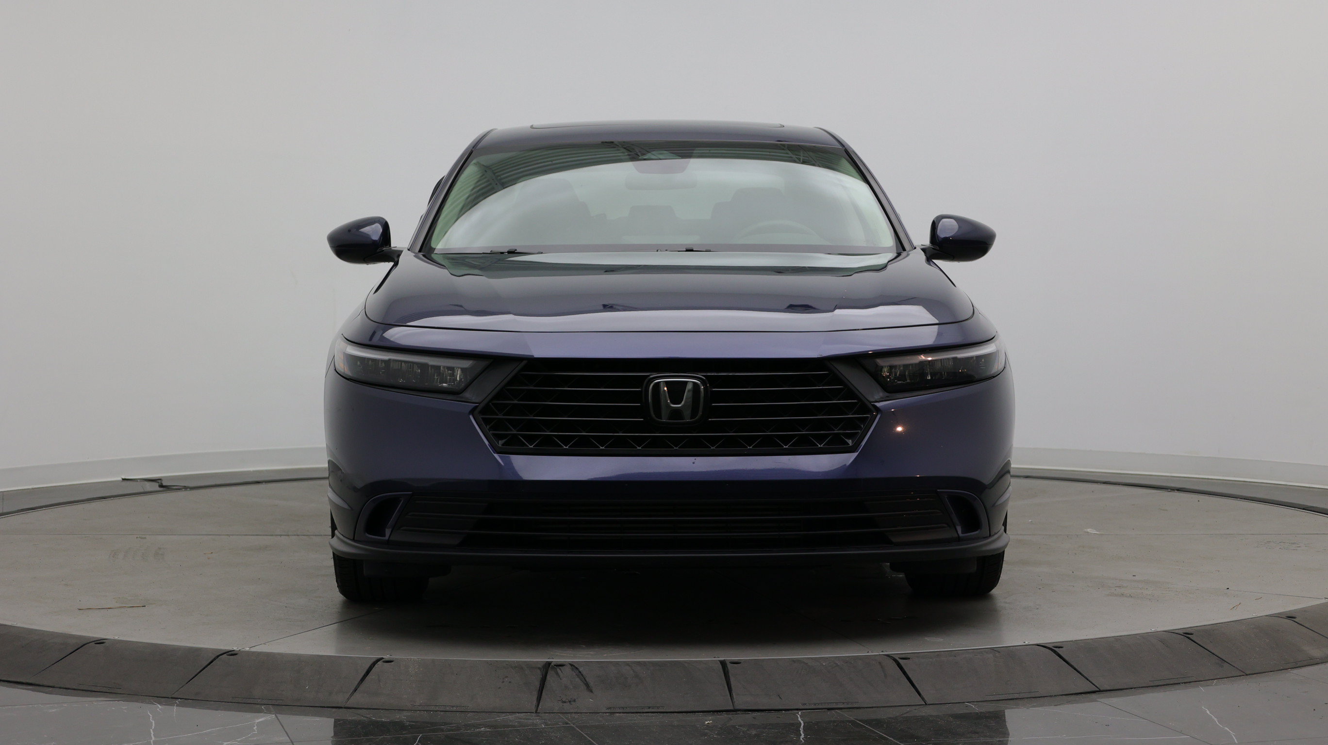 Used 2024 Honda Accord EX image 2