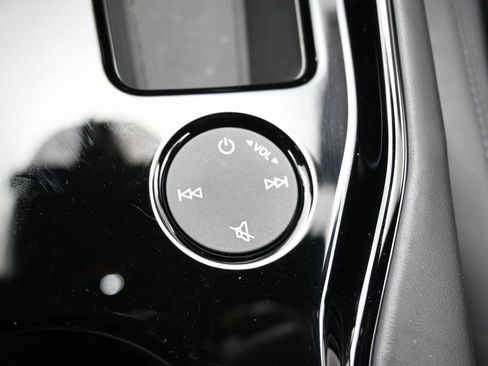 Used 2023 Audi RS e-tron GT w/ Carbon Performance Package image 31