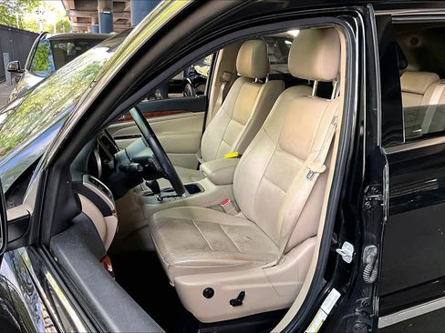 Used 2013 Jeep Grand Cherokee Limited w/ Luxury Group II image 7