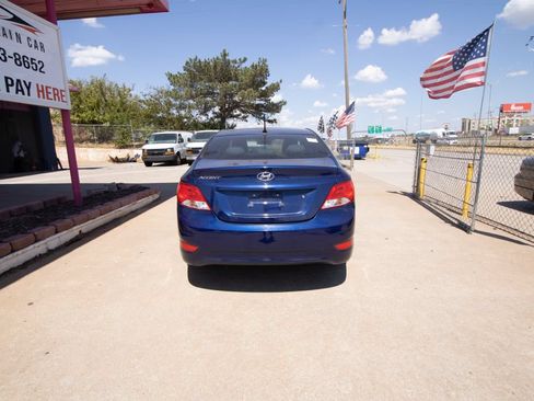 Used 2016 Hyundai Accent SE FWD image 9