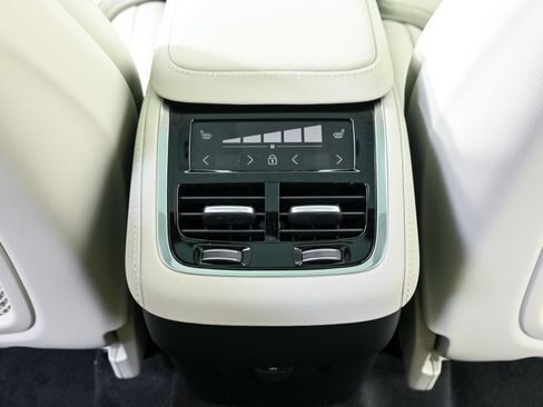 New 2026 Volvo XC90 B6 Ultra w/ Protection Package AWD/4WD image 20