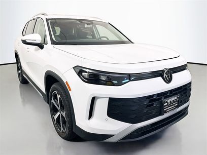 New 2025 Volkswagen Tiguan SE