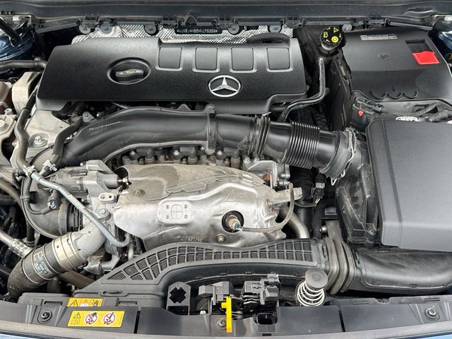 Used 2021 Mercedes-Benz CLA 250 4MATIC image 8
