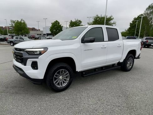 New 2025 Chevrolet Colorado LT w/ LT Convenience Package RWD image 29